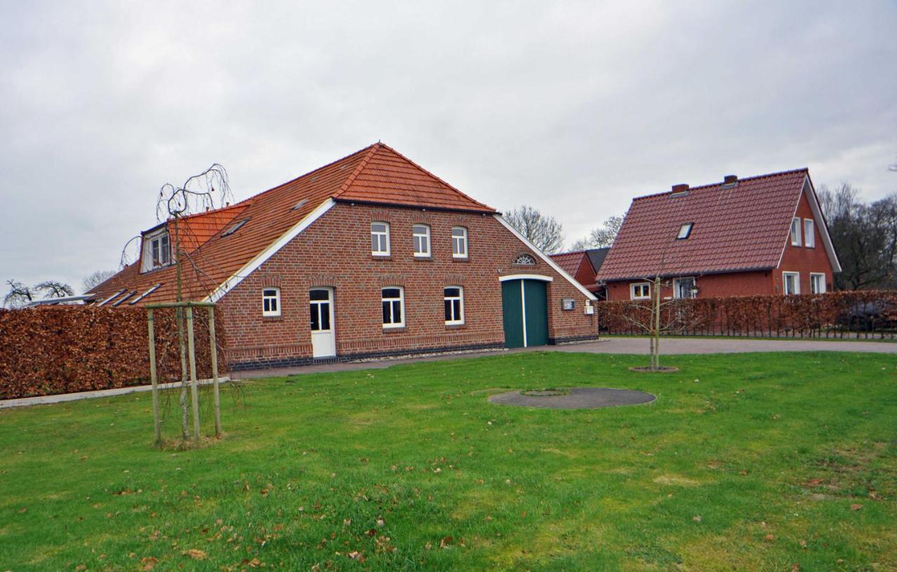 Ferienwohnung Im Gulfhof, 65269 Moormerland Dış mekan fotoğraf